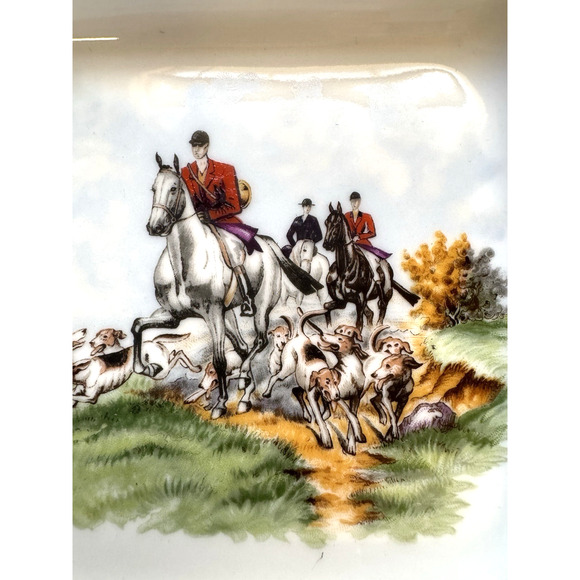 3 Vintage H & Co Selb Bavaria Heinrich Trinket Dishes featuring 3 Hunting Scenes - Picture 2 of 7